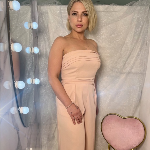 Pants - Women’s jumpsuit size large